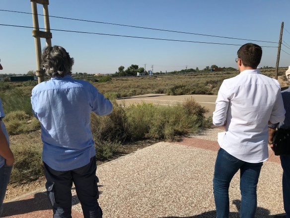 Pueyo con AV casetas Ctra. 2