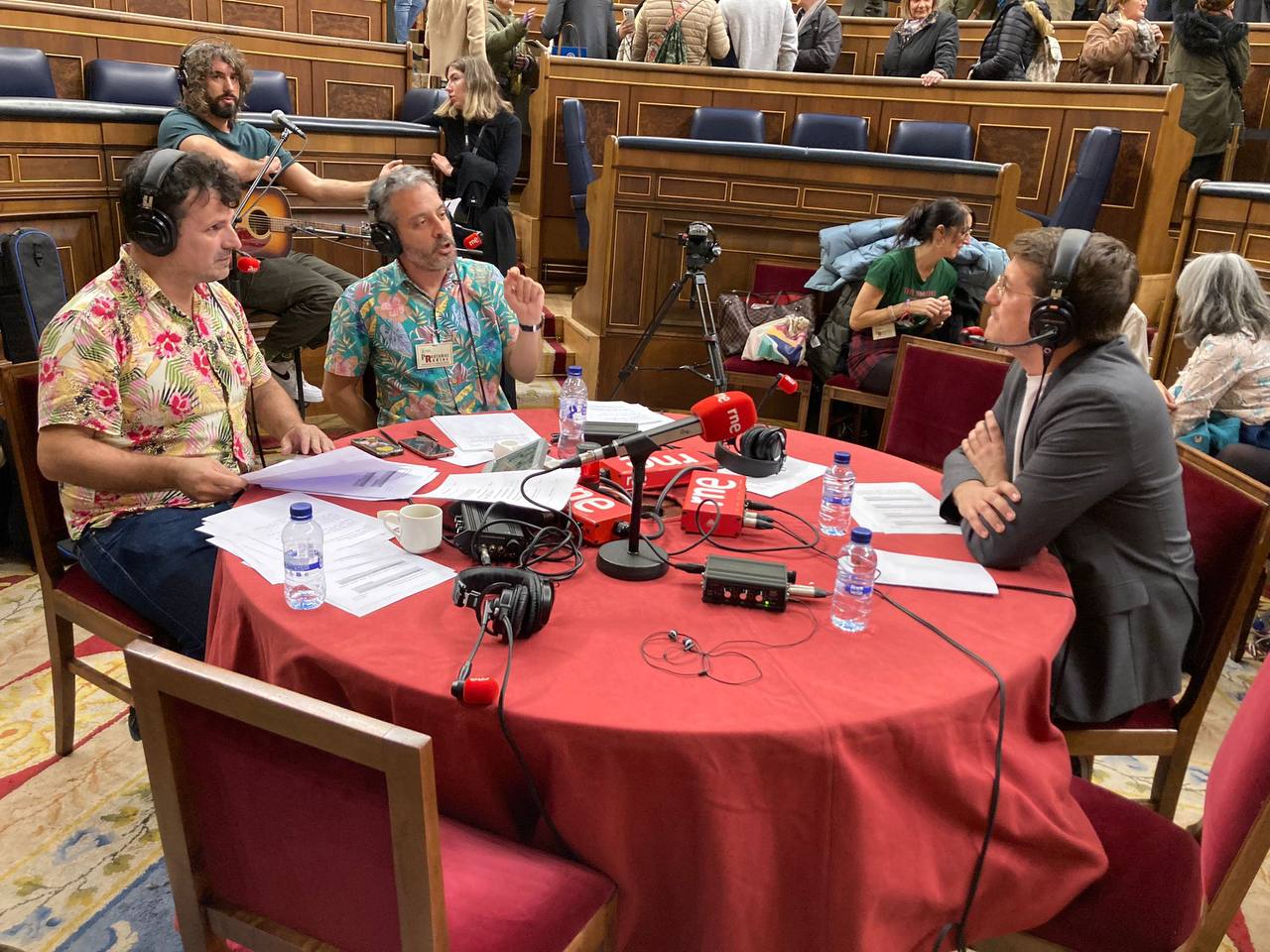 e4b57f65-1137-4202-a695-a1b6f2436d49