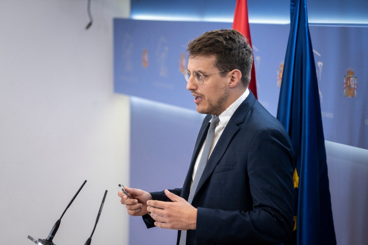 f916f6f9-f8b3-4769-b53a-a24c9fab4201